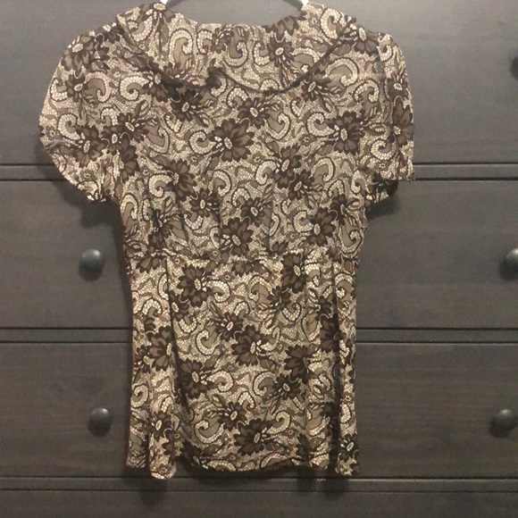 Ruffle neck blouse - Picture 4 of 4